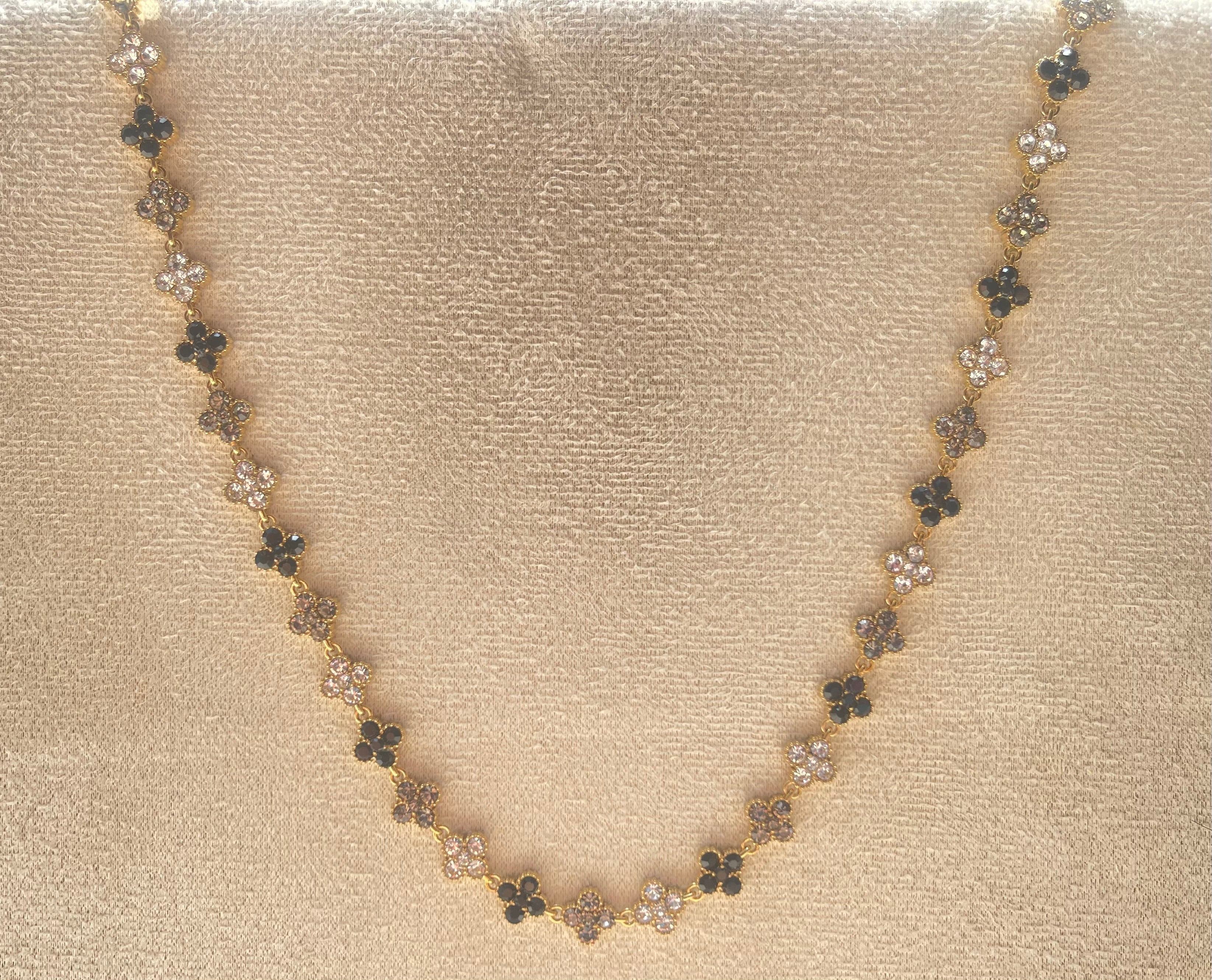 Collier Fleurs Zircon Noir & Cristal